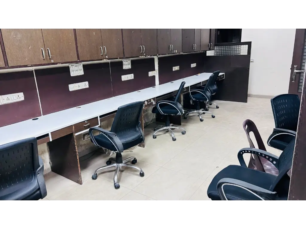 569706657_Sec  E 37 GD (3).webp